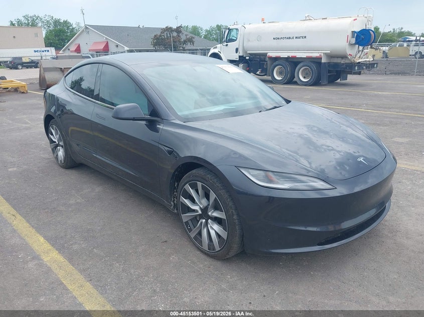 Vin: 5yj3e1eb5sf914733, lot: 45651165, tesla model 3 long range all-wheel drive 2025 img_1