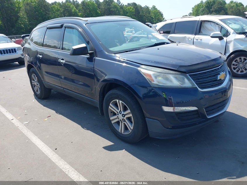 Vin: 1gnkrfkd8hj303297, lot: 45651248, chevrolet traverse ls 2017 img_1