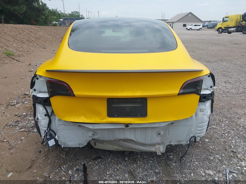 AtlanticExpress - Tesla Model 3