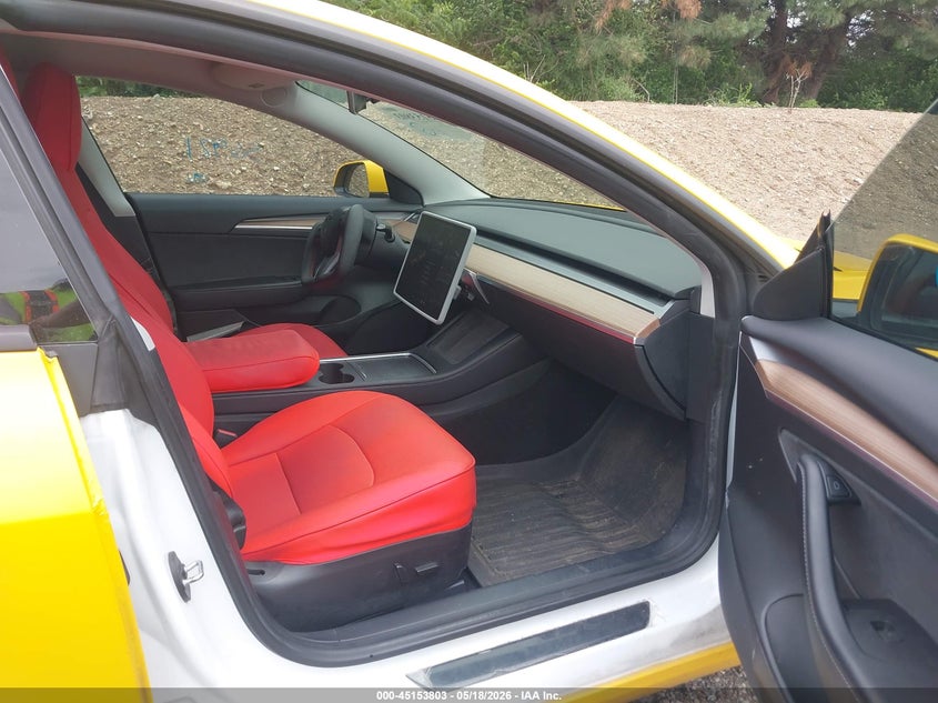 AtlanticExpress - Tesla Model 3