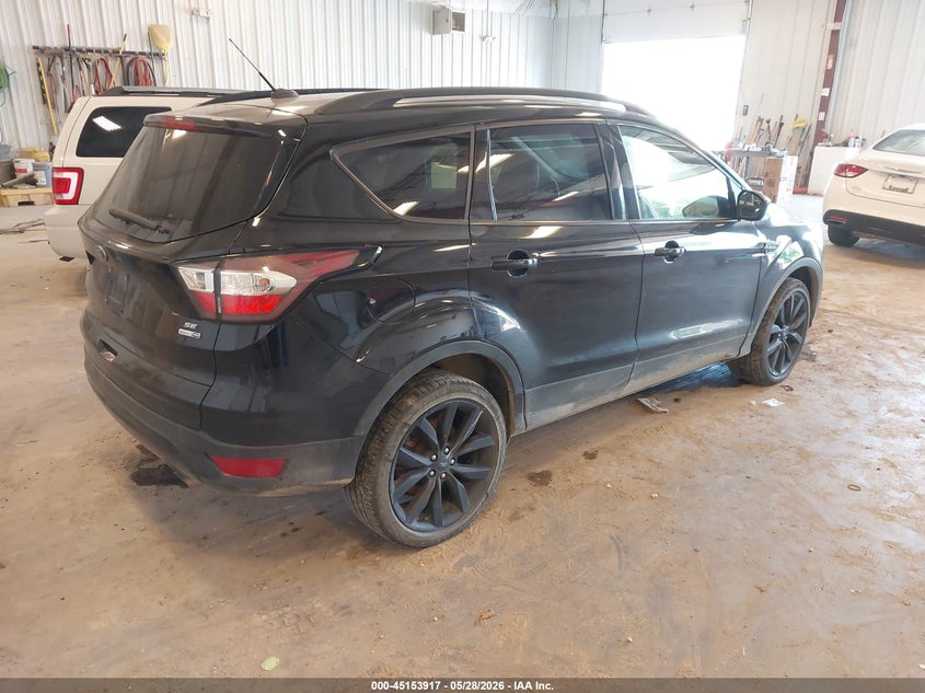 Vin: 1fmcu9gd3jud18814, lot: 45651581, ford escape se 20184