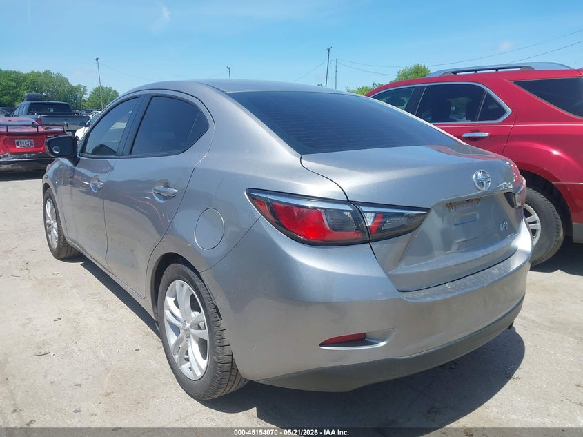 Vin: 3mydlbzv2gy121892, lot: 45651734, scion ia 20163