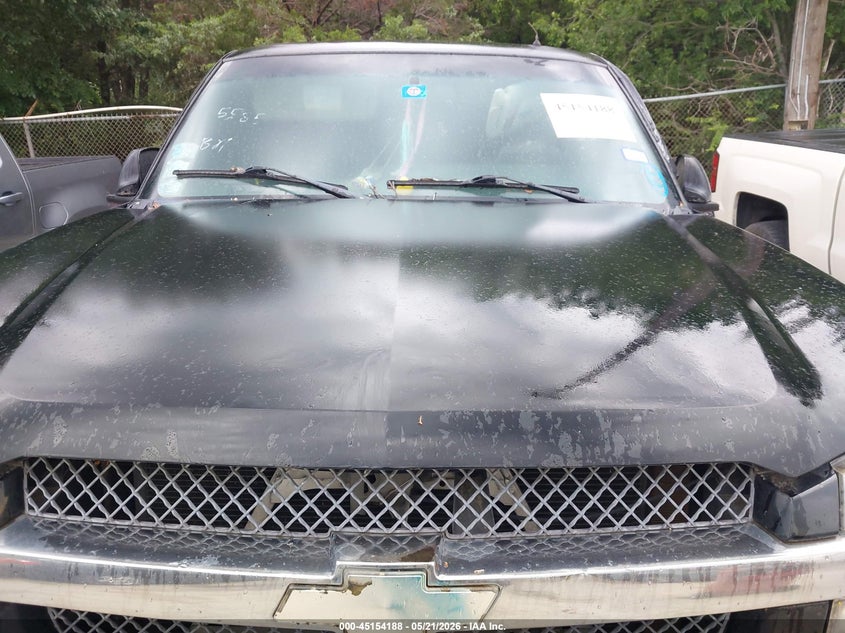 2002 Chevrolet Avalanche 1500 VIN: 3GNEC13T22G185585 Lot: 45154188