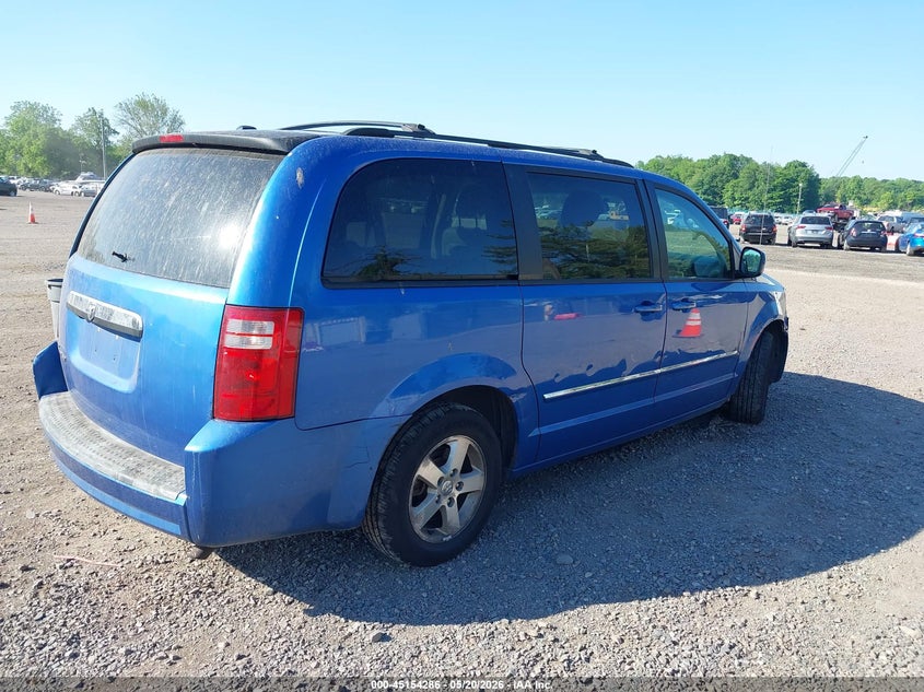 2008 DODGE GRAND CARAVAN auction photo 4