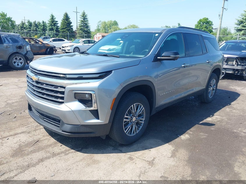 2024 CHEVROLET TRAVERSE auction photo 2