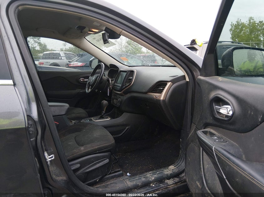 2016 JEEP CHEROKEE auction photo 5