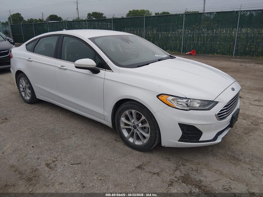 Vin: 3fa6p0hd5lr171088, lot: 45652084, ford fusion se 2020 img_1
