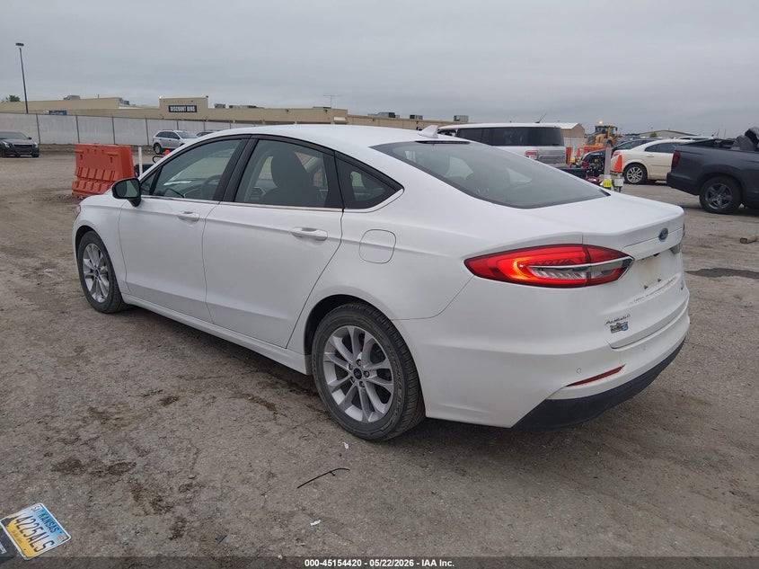 Vin: 3fa6p0hd5lr171088, lot: 45652084, ford fusion se 20203