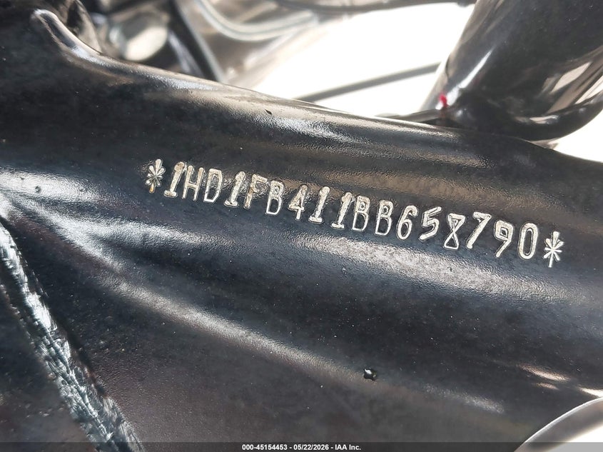 2011 Harley-Davidson Flhr VIN: 1HD1FB411BB658790 Lot: 45154453