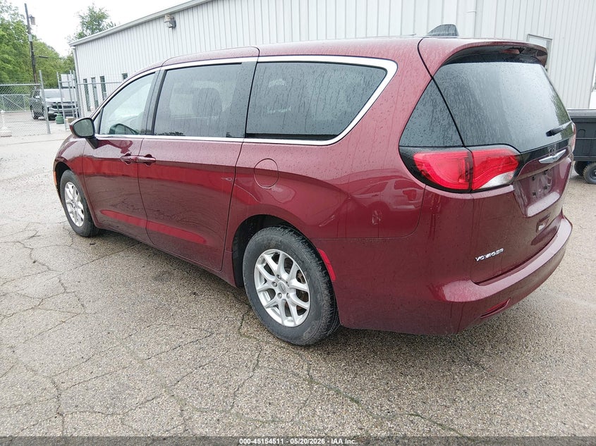 Vin: 2c4rc1cg7nr131081, lot: 45652175, chrysler voyager lx 20223