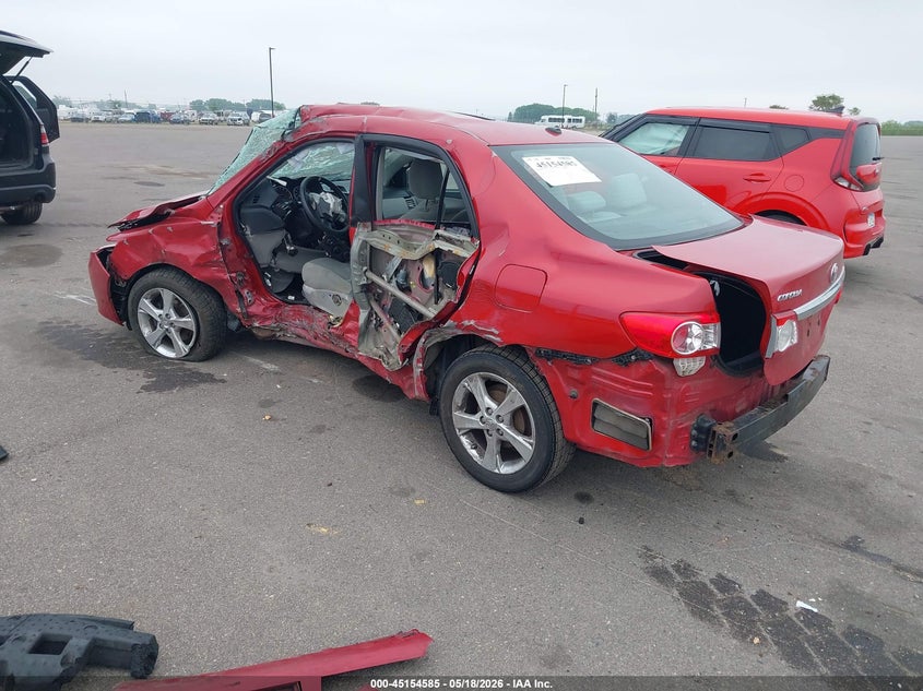 2013 TOYOTA COROLLA auction photo 3