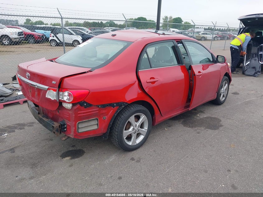 2013 TOYOTA COROLLA auction photo 4