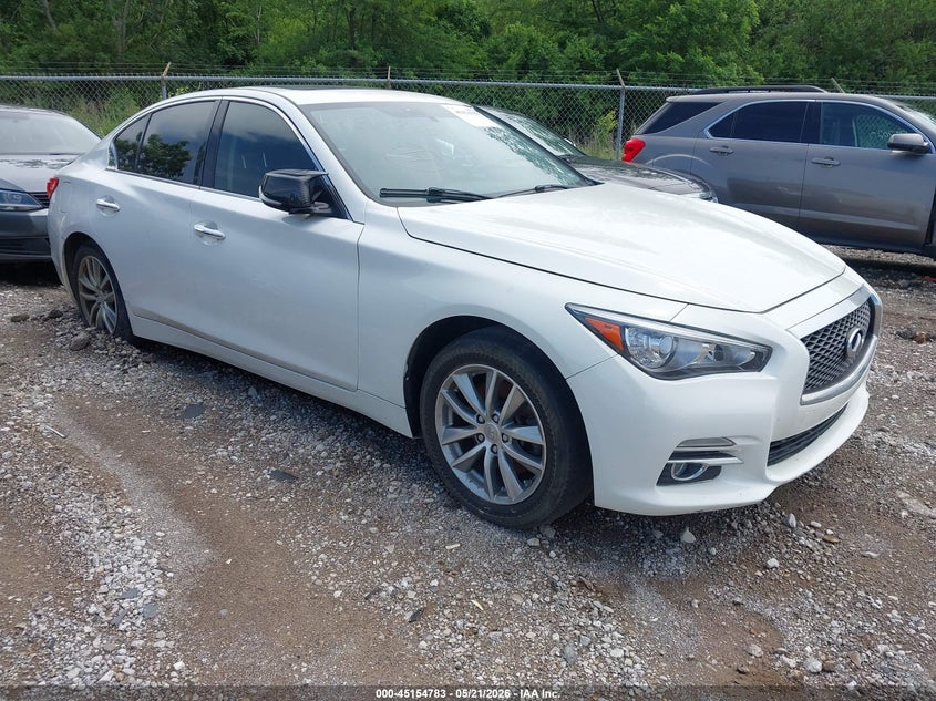 2017 INFINITI Q50 2.0T BASE