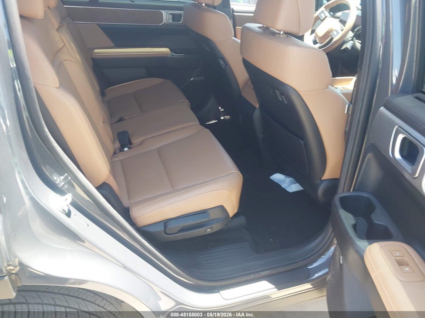 2025 HYUNDAI SANTA FE HYBRID auction photo 8
