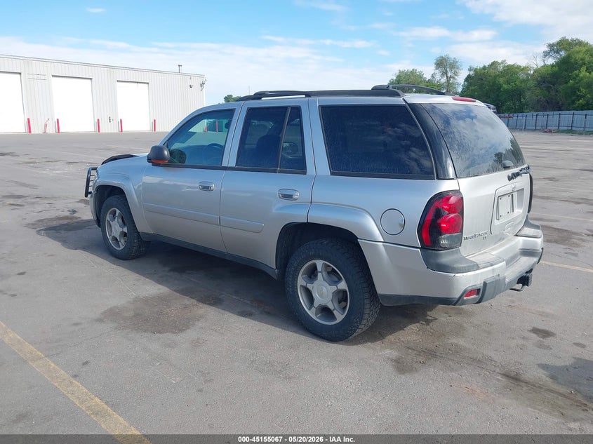 CHEVROLET TRAILBLAZER 2005 VIN 1GNDT13S652389595