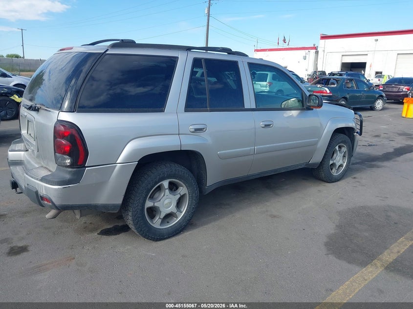 CHEVROLET TRAILBLAZER 2005 VIN 1GNDT13S652389595