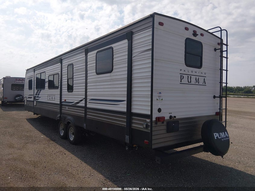 2022 PALOMINO PUMA 32DBTS auction photo 3