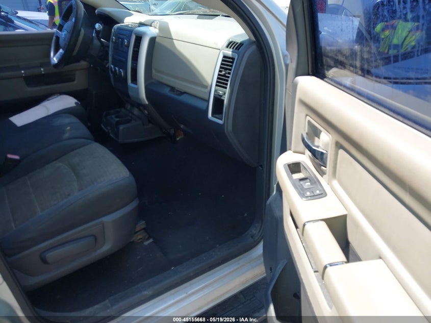2011 RAM RAM RAM 1500 SLT TRUCK 4.7L V-8 310HP