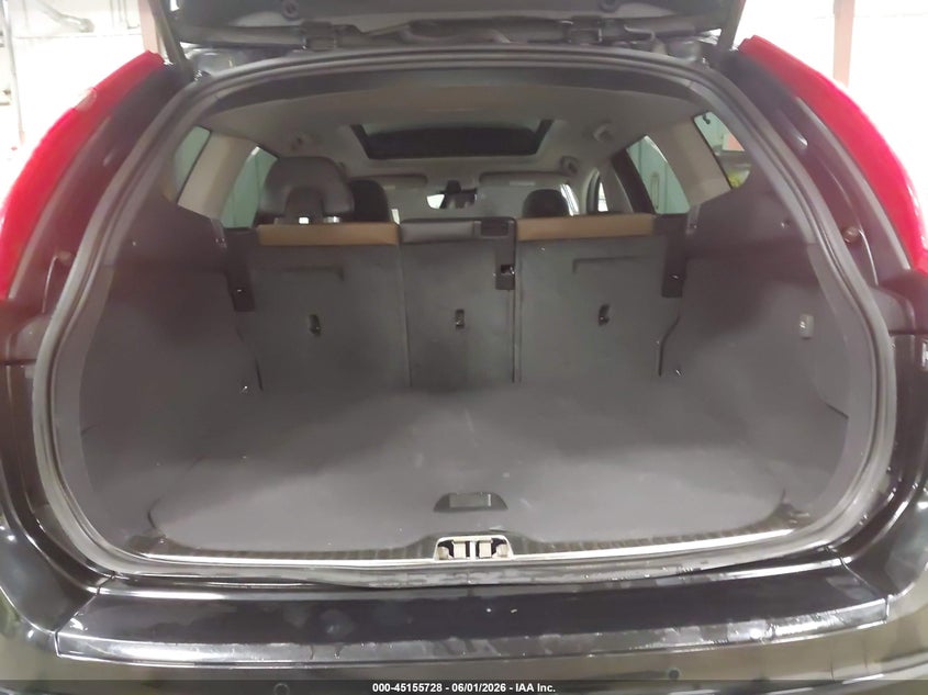 2017 Volvo Xc60 T5 Dynamic VIN: YV440MDR9H2223250 Lot: 45155728