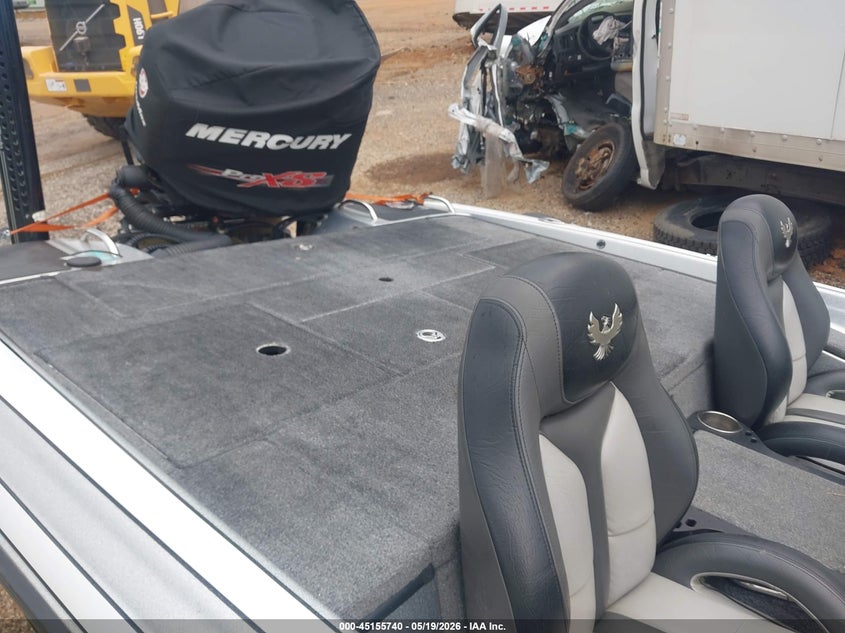 2015 PHOENIX 21' auction photo 8