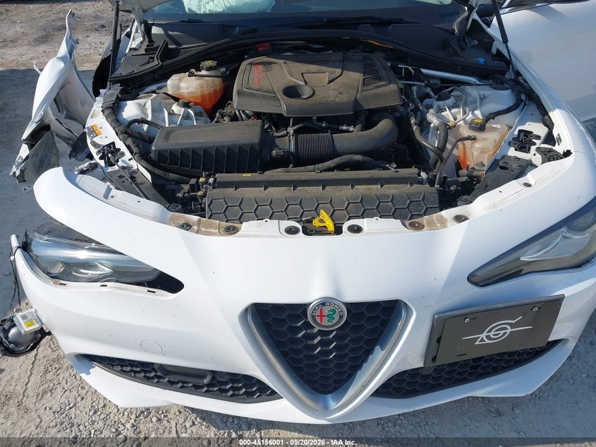 2018 Alfa Romeo Giulia Ti Lusso Awd VIN: ZARFAEEN5J7581003 Lot: 45156001
