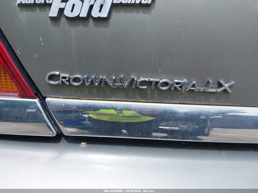 2001 Ford Crown Victoria Lx VIN: 2FAFP74W41X132586 Lot: 45156080