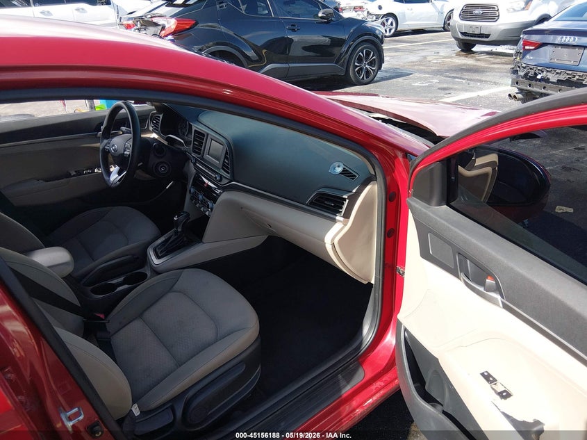 2020 HYUNDAI ELANTRA auction photo 5
