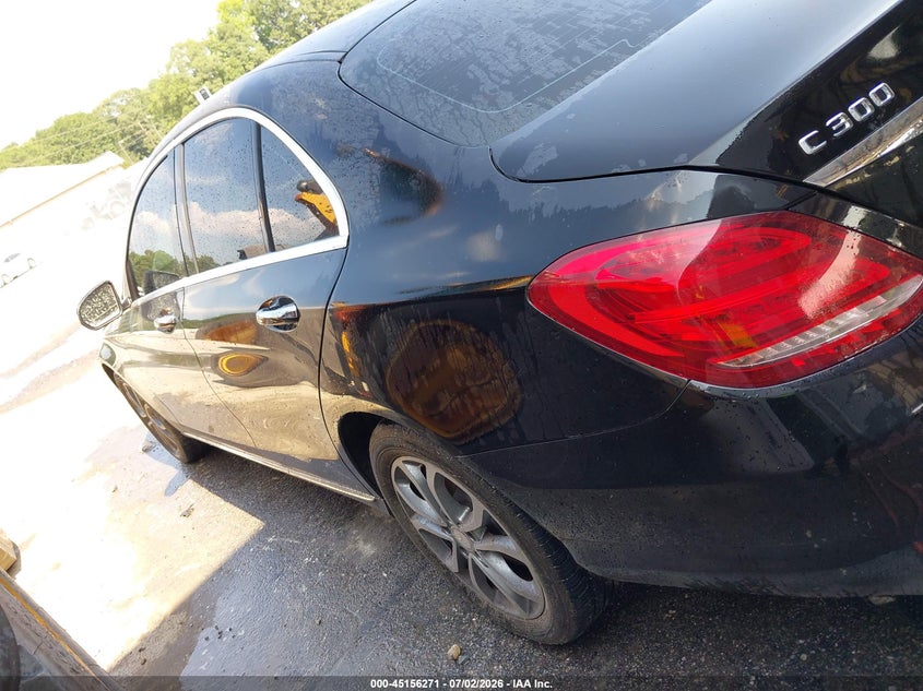 2015 Mercedes-Benz C 300 4Matic/Luxury 4Matic/Sport 4Matic VIN: 55SWF4KB4FU014880 Lot: 45156271