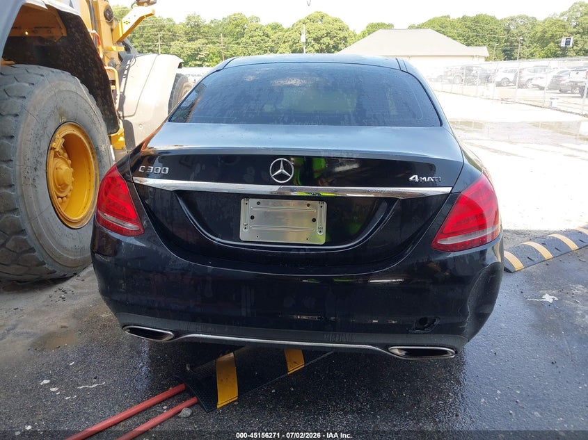 2015 Mercedes-Benz C 300 4Matic/Luxury 4Matic/Sport 4Matic VIN: 55SWF4KB4FU014880 Lot: 45156271