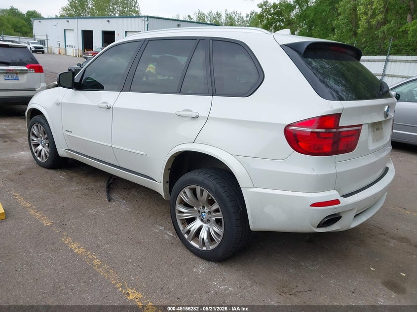 Vin: 5uxzv8c53cl425681, lot: 45653946, bmw x5 xdrive50i 20123