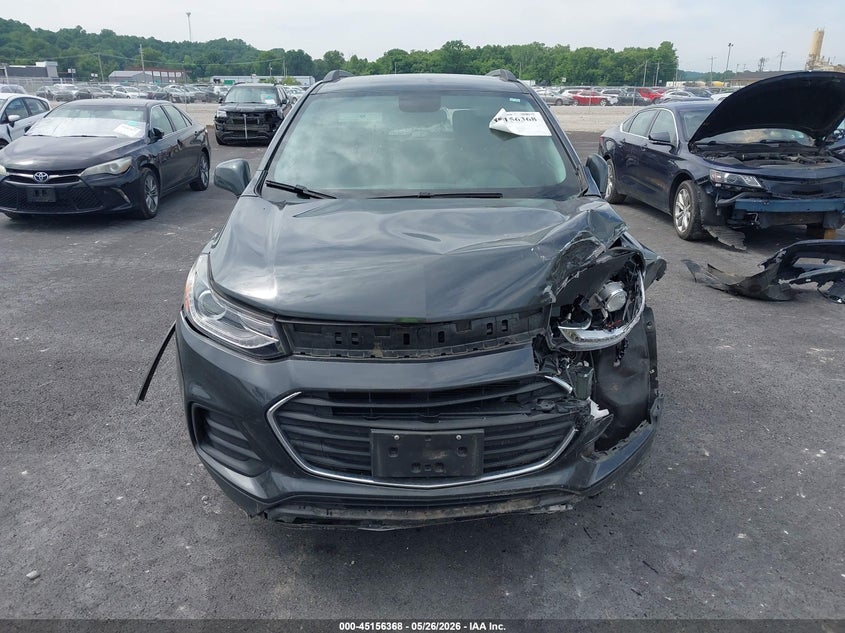 VIN 3GNCJLSB4JL327622 2018 CHEVROLET TRAX LT