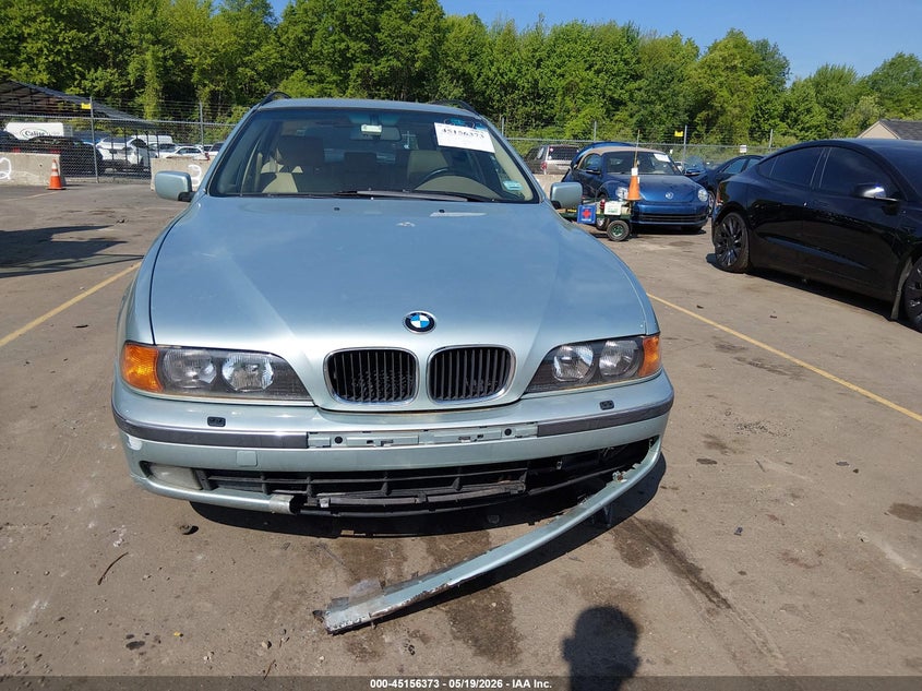 1999 BMW 528Ia Sport VIN: WBADP6336XBV61725 Lot: 45156373