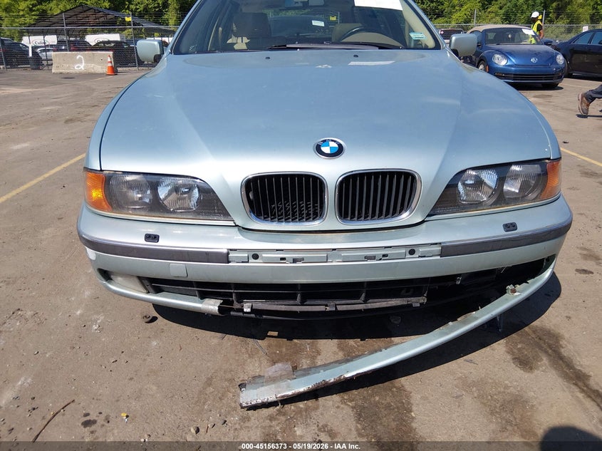 1999 BMW 528Ia Sport VIN: WBADP6336XBV61725 Lot: 45156373
