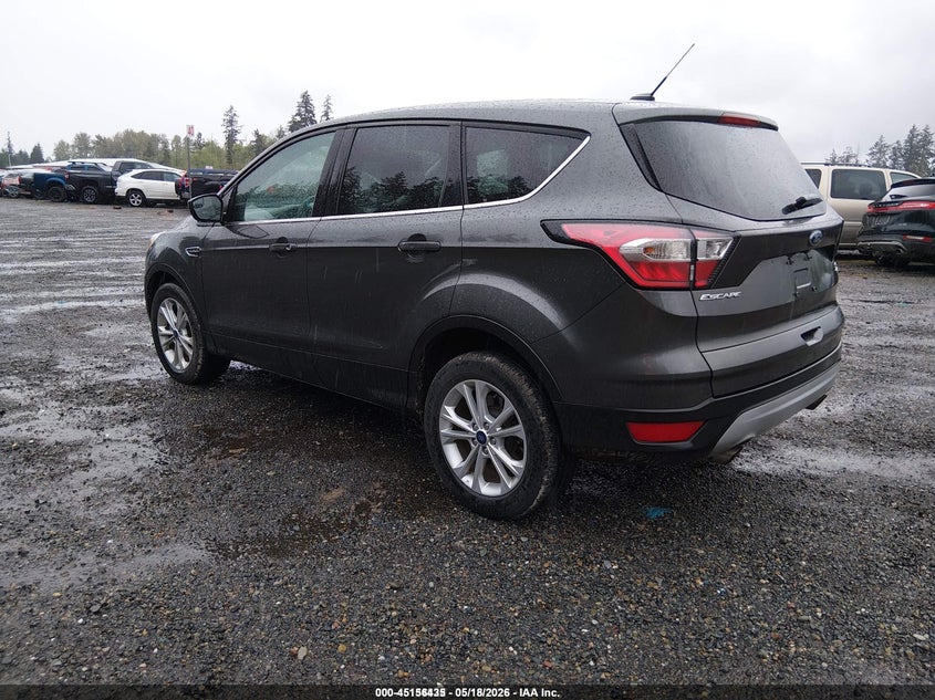 Vin: 1fmcu9gd5hue50337, lot: 45654099, ford escape se 20173