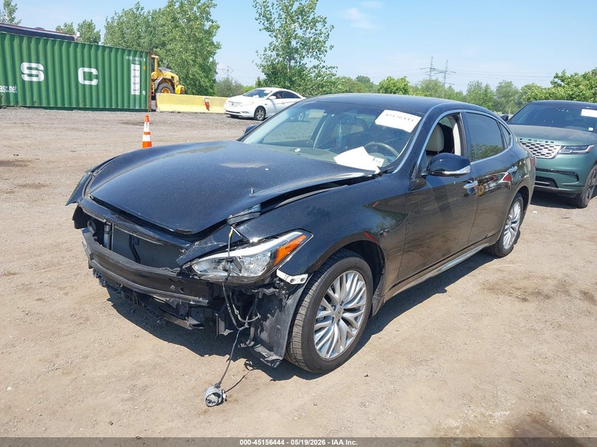 2016 INFINITI Q70L auction photo 6