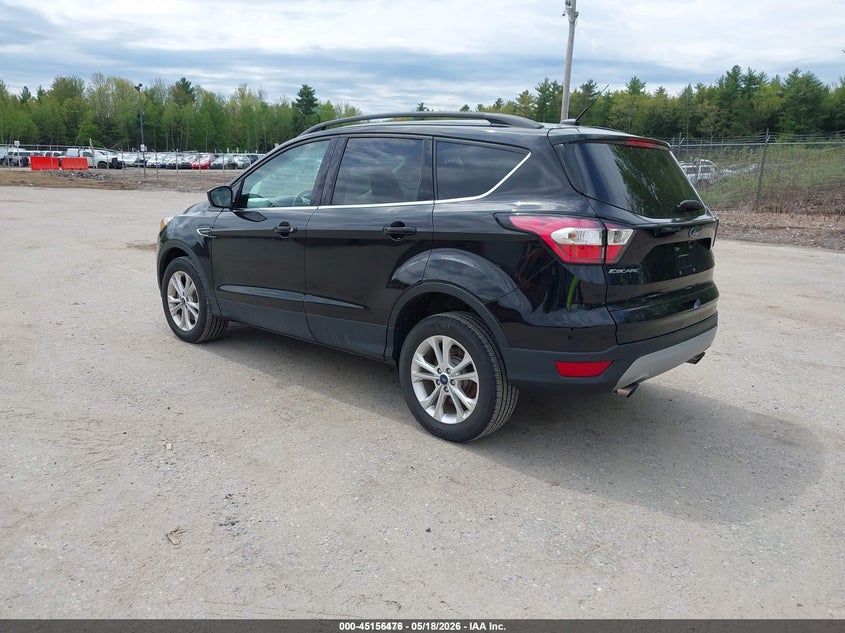 Vin: 1fmcu9gd2jud08579, lot: 45654140, ford escape se 20183
