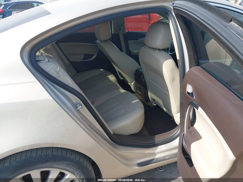 2012 BUICK REGAL auction photo 8