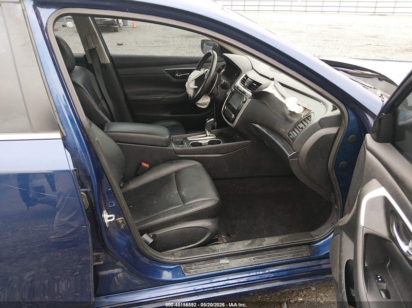 2018 NISSAN ALTIMA auction photo 5
