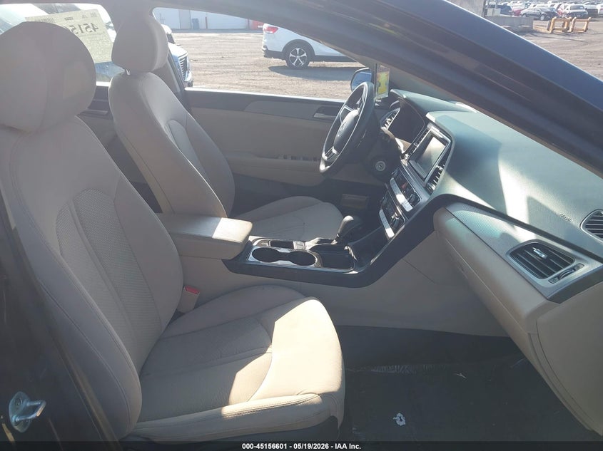 VIN 5NPE24AF1JH660935 2018 HYUNDAI SONATA SE