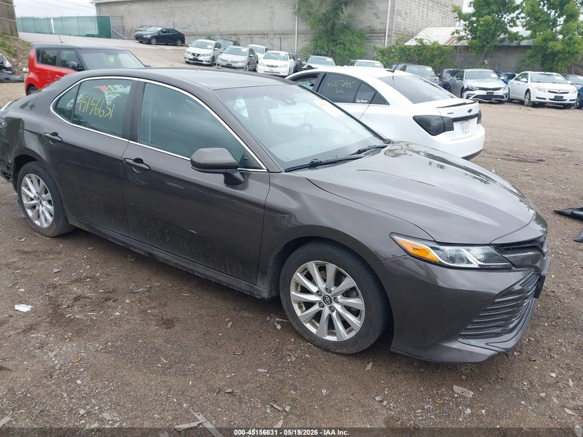 2018 TOYOTA CAMRY LE