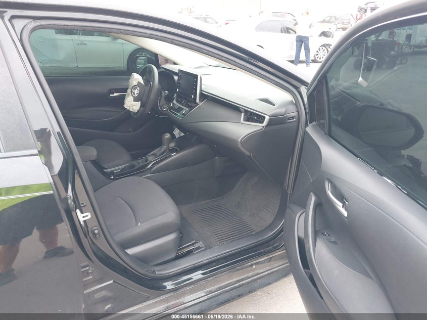 VIN 5YFEPRAE8LP107968 2020 TOYOTA COROLLA LE