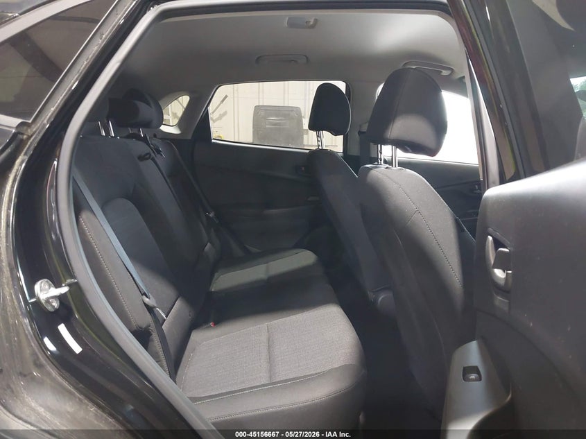 2023 HYUNDAI KONA auction photo 8