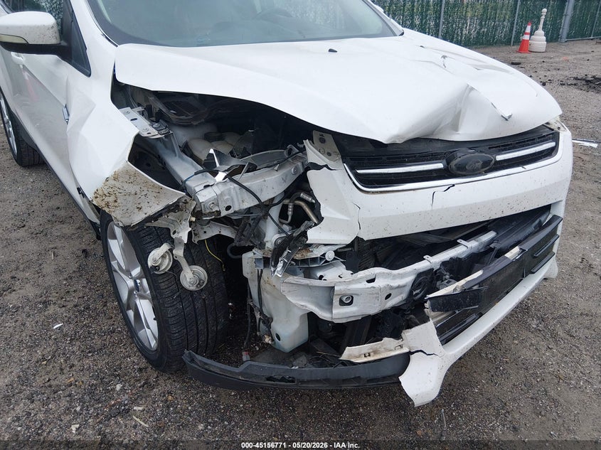 2015 FORD ESCAPE auction photo 6
