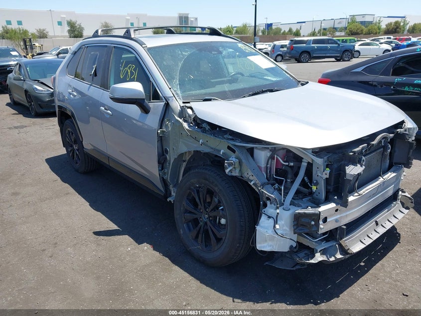TOYOTA RAV4 HYBRID SE 2022