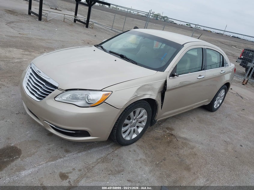 Vin: 1c3ccbcg4dn602566, lot: 45654663, chrysler 200 limited 20132
