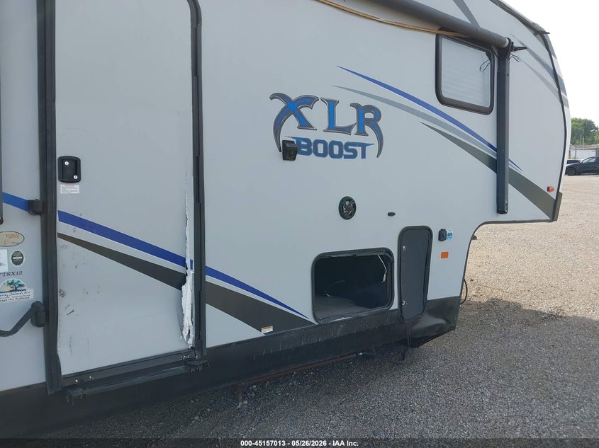 2019 FOREST RIVER XLR BOOST auction photo 6
