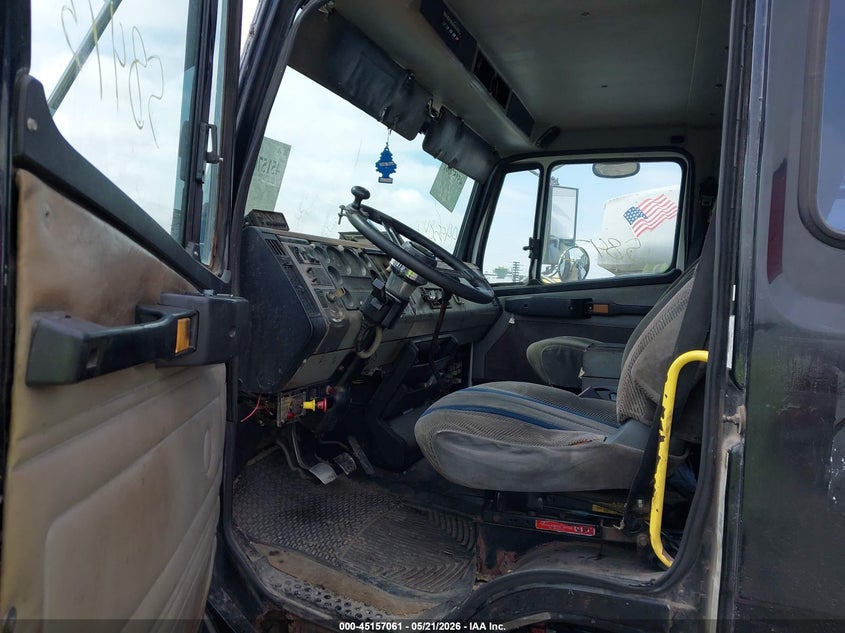 2000 OTHER FREIGHTLINER MEDIUM CONVENTIONAL FL60 TRUCK N/A