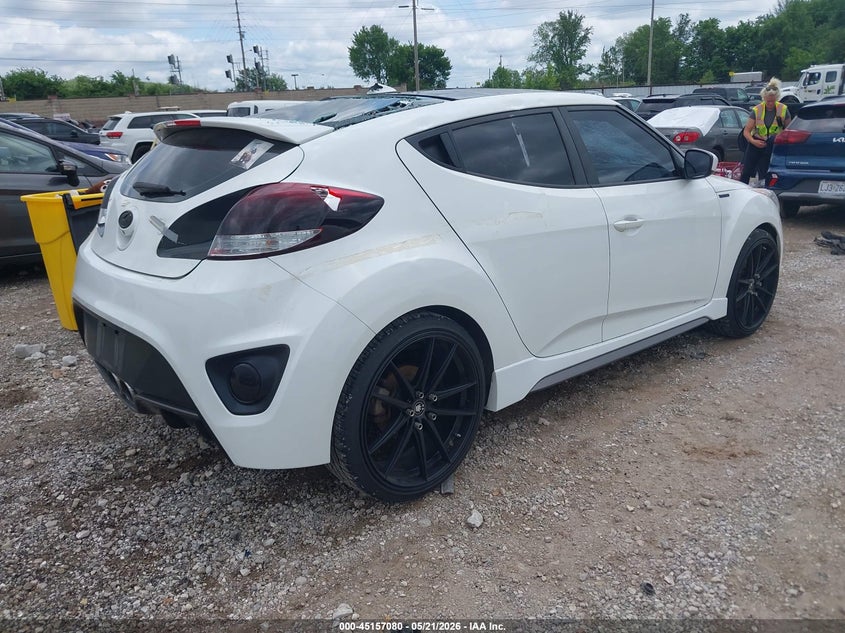 2016 HYUNDAI VELOSTER auction photo 4