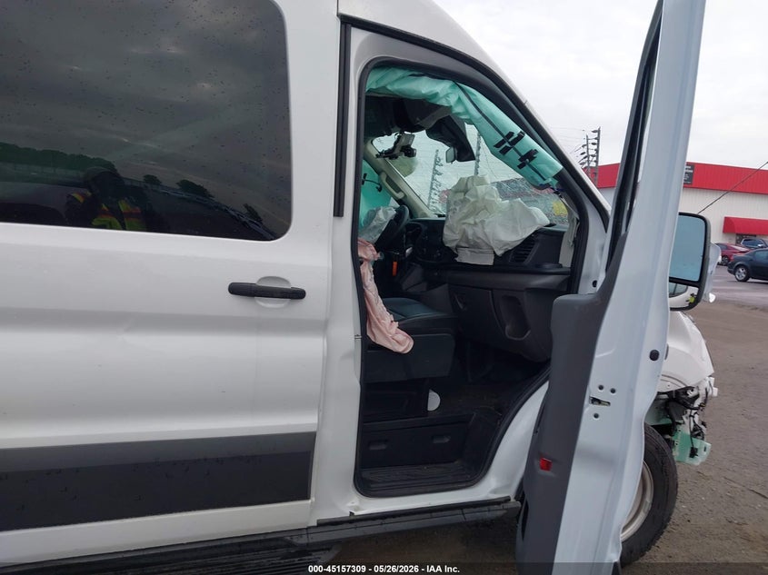 AtlanticExpress - Ford Transit-350