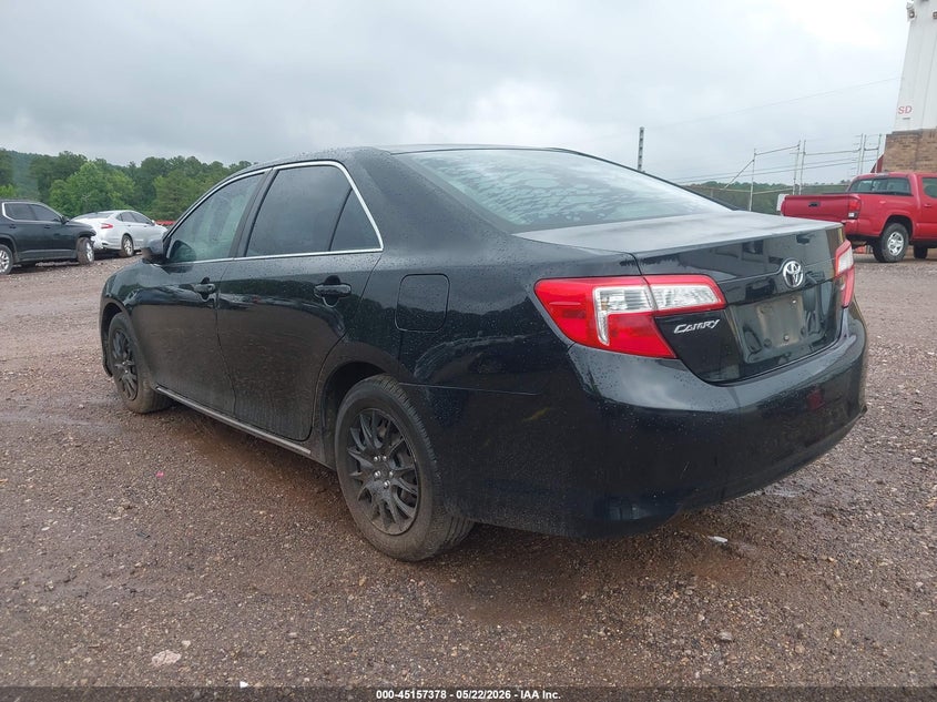 Vin: 4t1bf1fk5cu191817, lot: 45655042, toyota camry le 20123